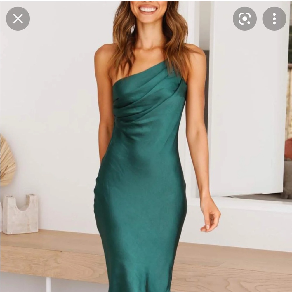 Green Satin One Shoulder Dress